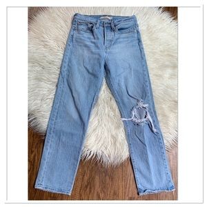 Levi’s Wedgie Straight Jeans Button Fly Blue Denim Size 27